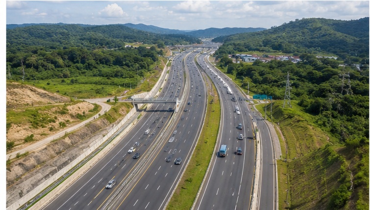 Panama Oeste highway and urban expansion
